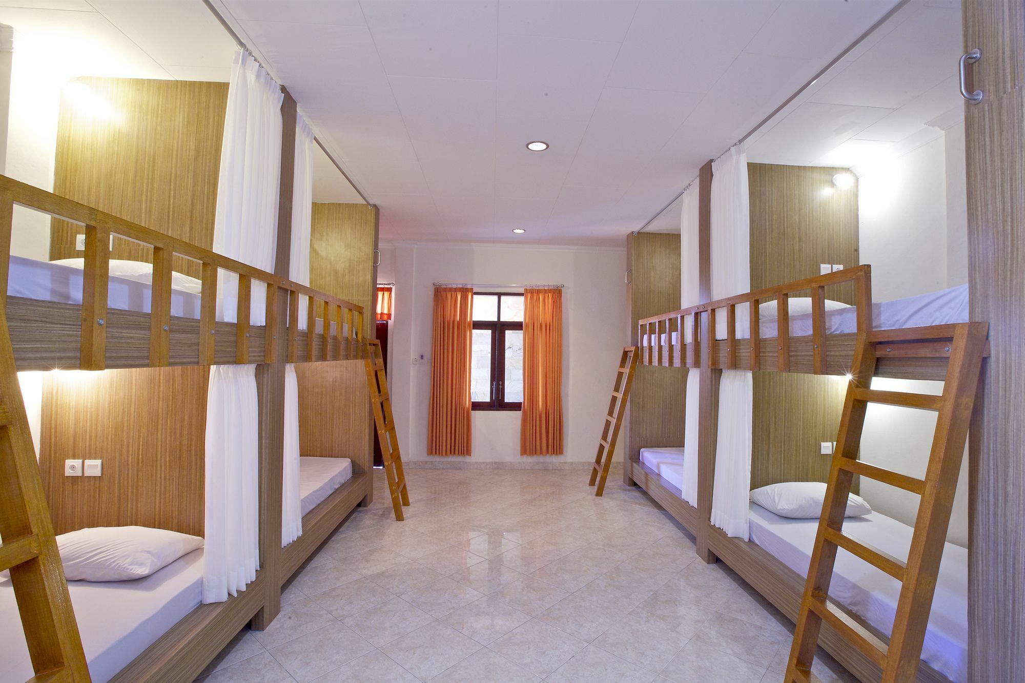 Kuta Dormitory At Simpang Inn ภายนอก รูปภาพ