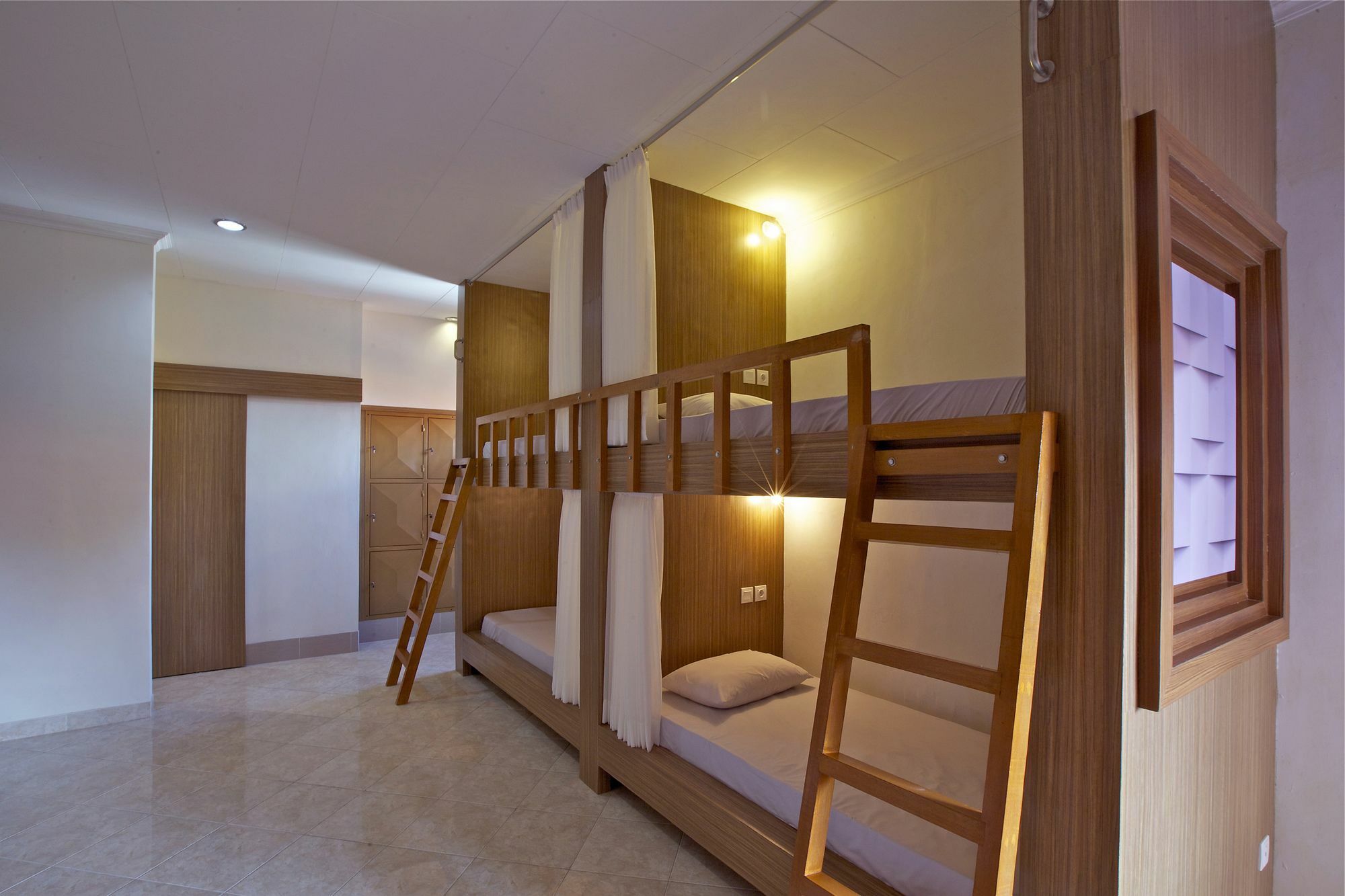 Kuta Dormitory At Simpang Inn ภายนอก รูปภาพ
